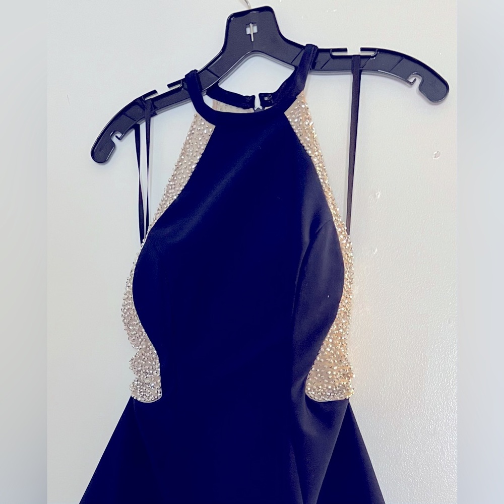 XSCAPE Dress A-line high-neck shorts, color blue and silver, size 4